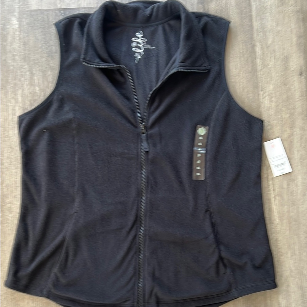 Black Fleece Vest